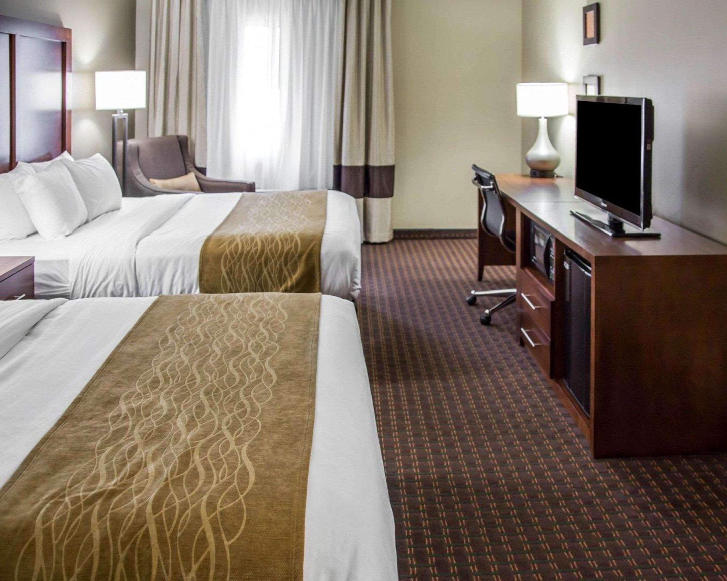 Comfort Inn & Suites Riverview Near Davenport And I-80 Le Claire Exteriér fotografie