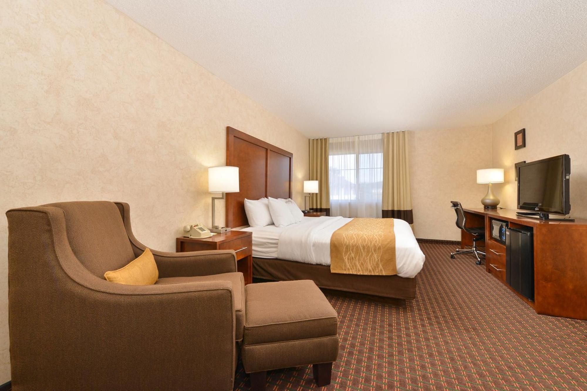 Comfort Inn & Suites Riverview Near Davenport And I-80 Le Claire Pokoj fotografie