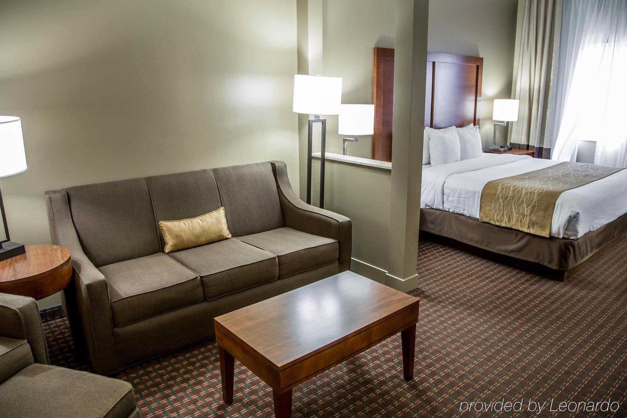 Comfort Inn & Suites Riverview Near Davenport And I-80 Le Claire Exteriér fotografie