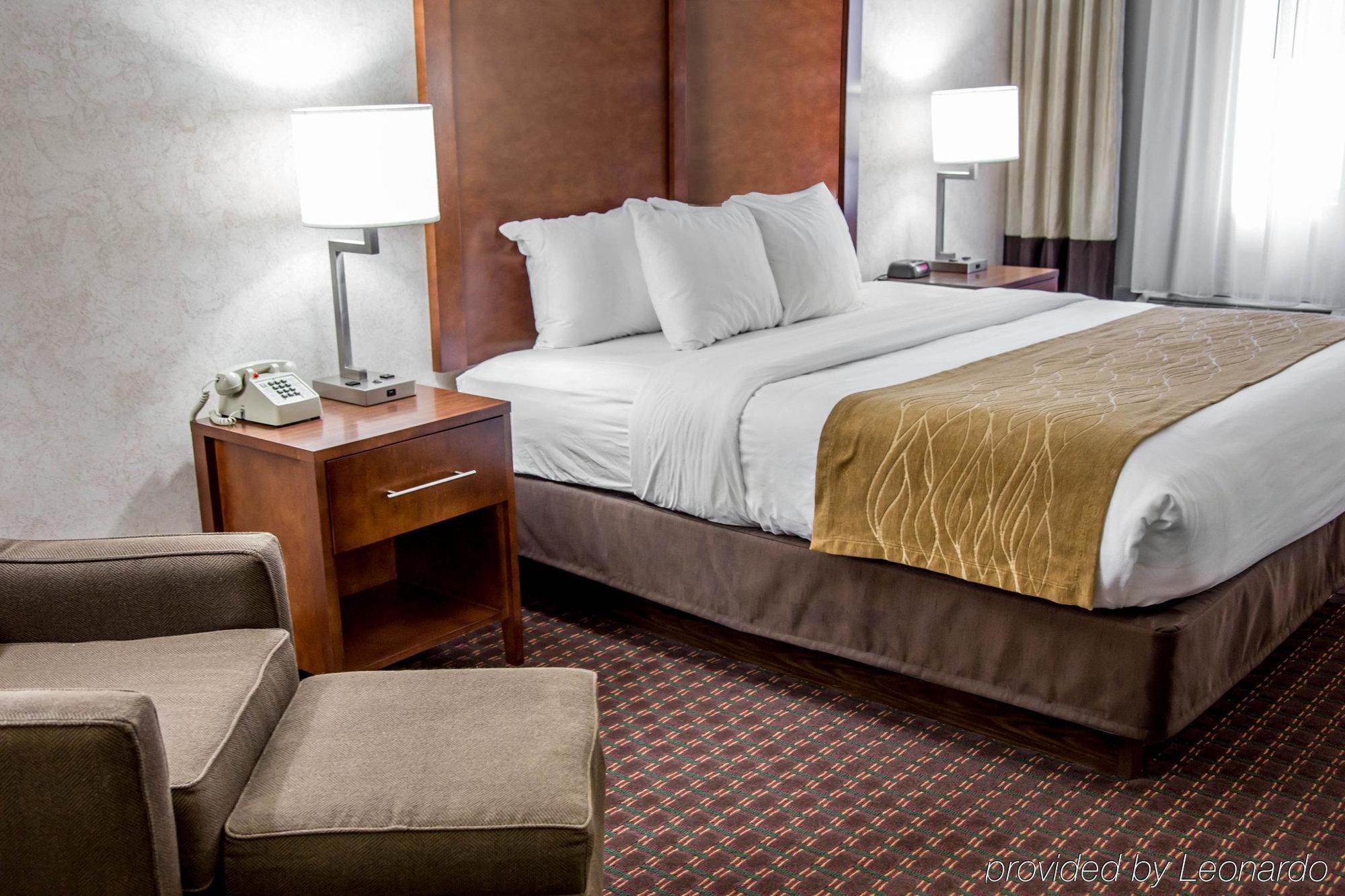 Comfort Inn & Suites Riverview Near Davenport And I-80 Le Claire Exteriér fotografie