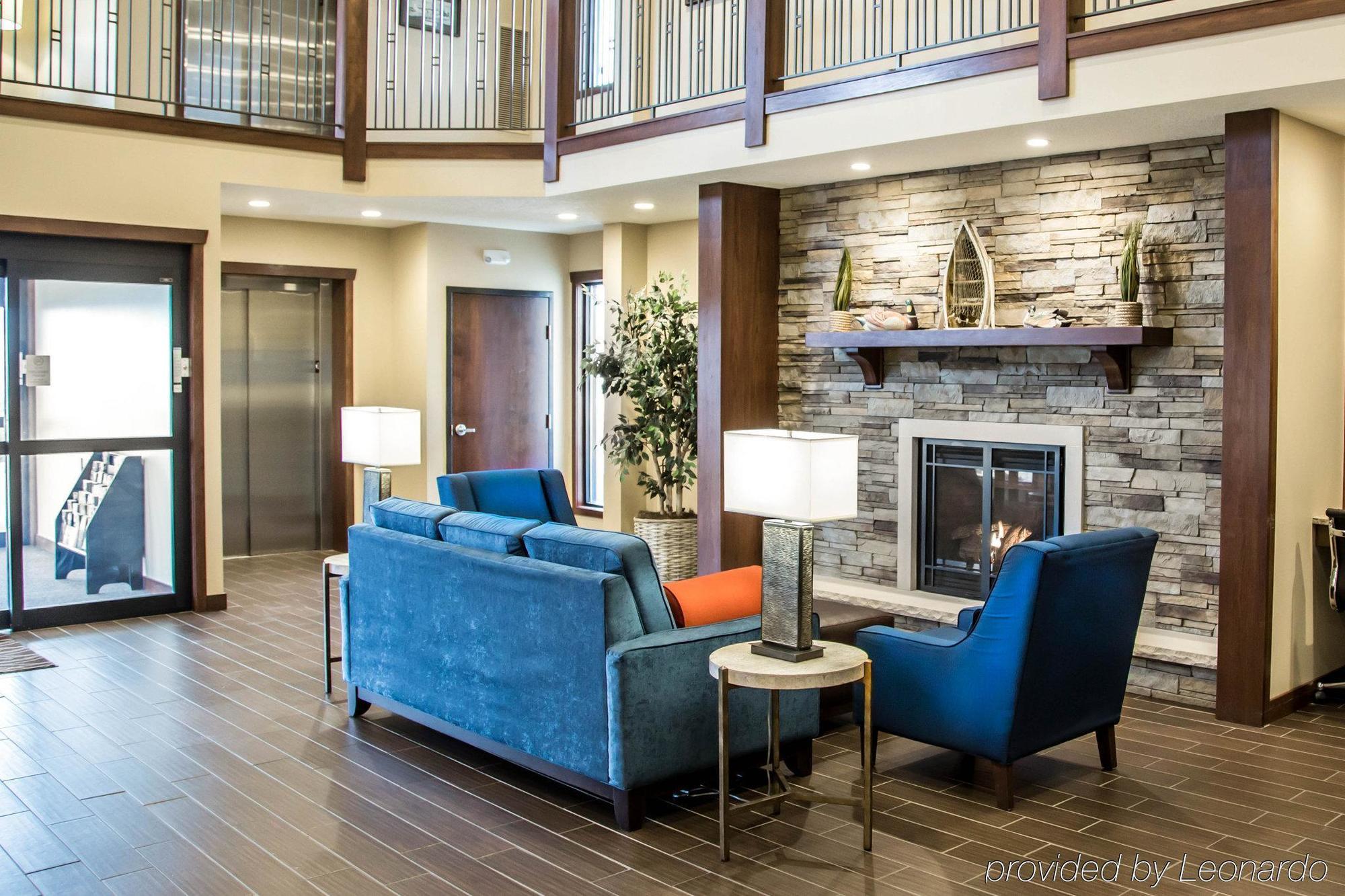 Comfort Inn & Suites Riverview Near Davenport And I-80 Le Claire Exteriér fotografie