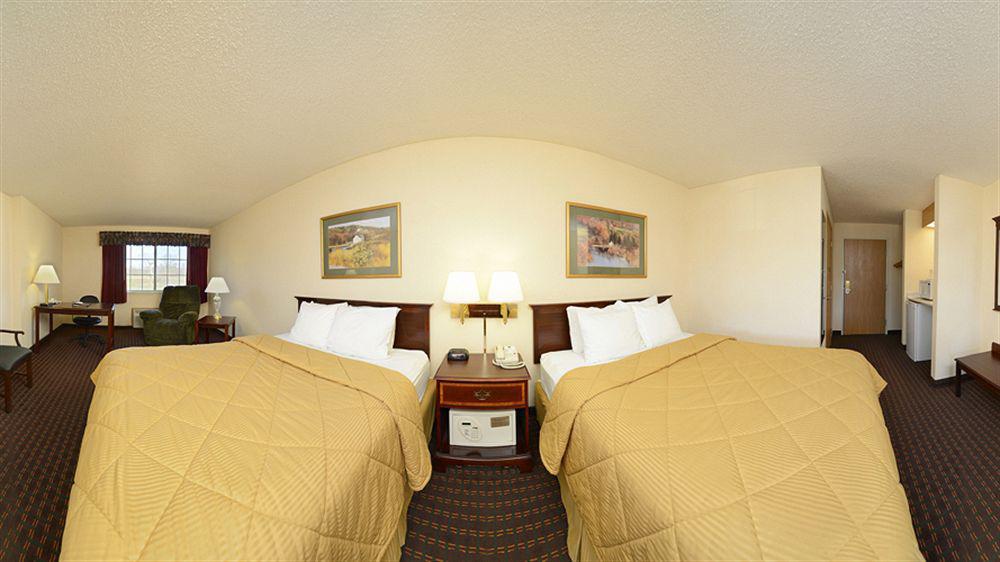 Comfort Inn & Suites Riverview Near Davenport And I-80 Le Claire Exteriér fotografie